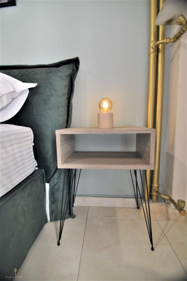 Zennova #4 Vintage City Center Apt เทสซาโลนิกิ ภายนอก รูปภาพ