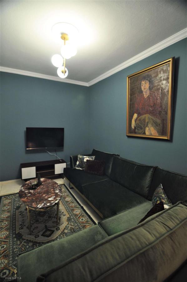 Zennova #4 Vintage City Center Apt เทสซาโลนิกิ ภายนอก รูปภาพ